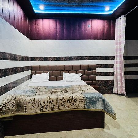 G&G Palace Vrindāvan エクステリア 写真