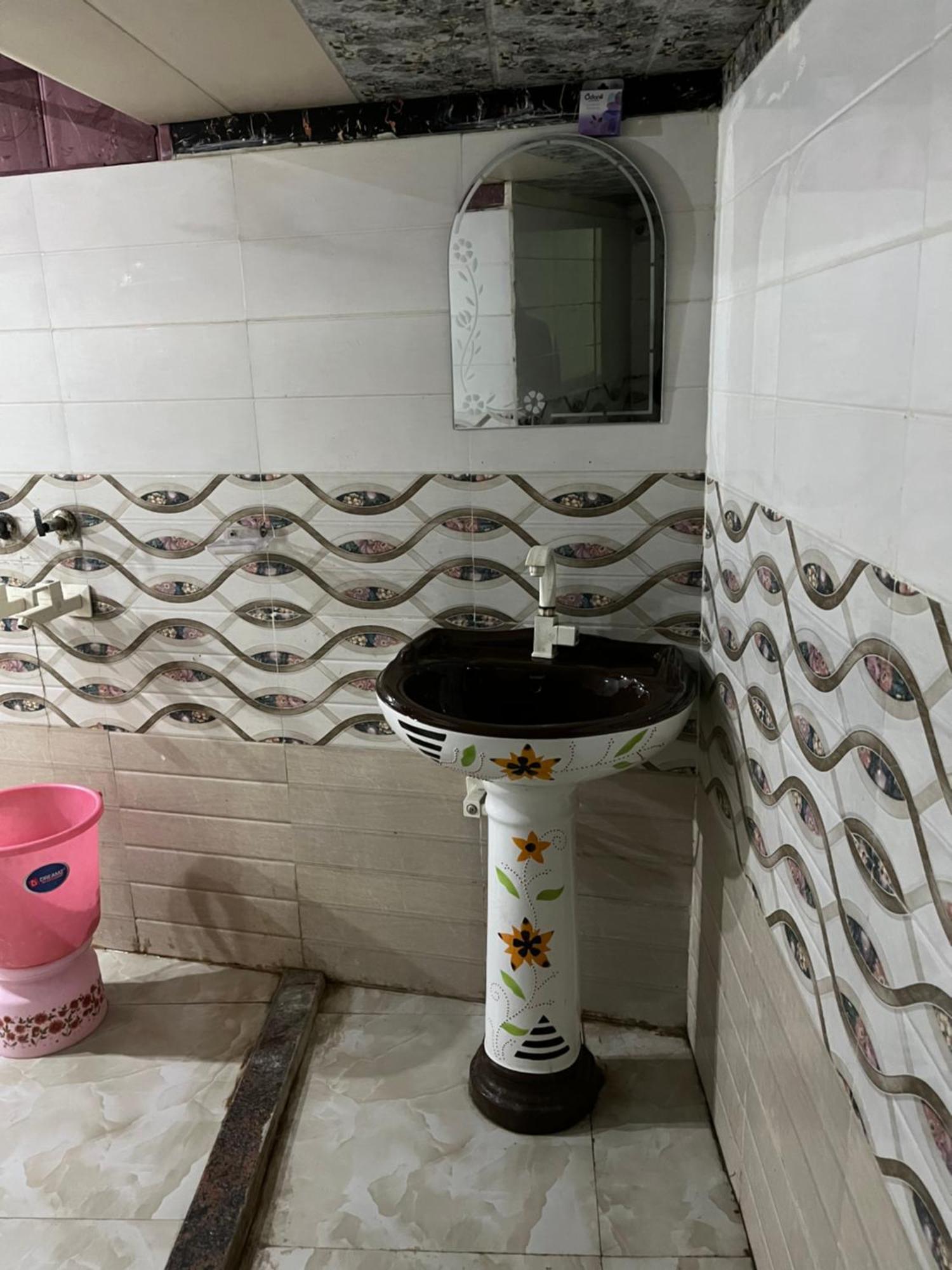 G&G Palace Vrindāvan エクステリア 写真